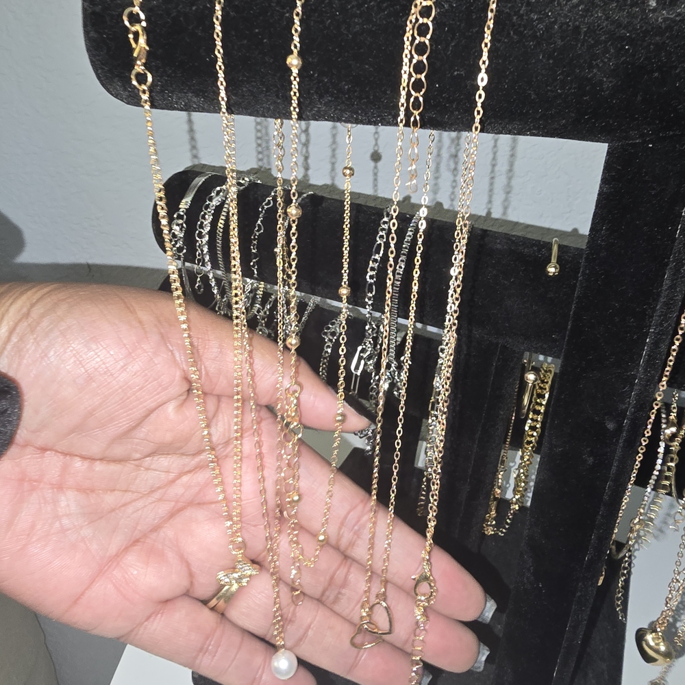 Elegant Gold and Silver Jewelry 50+pieces Of Necklaces Bracelets And Earrings - Picture 9 of 9
